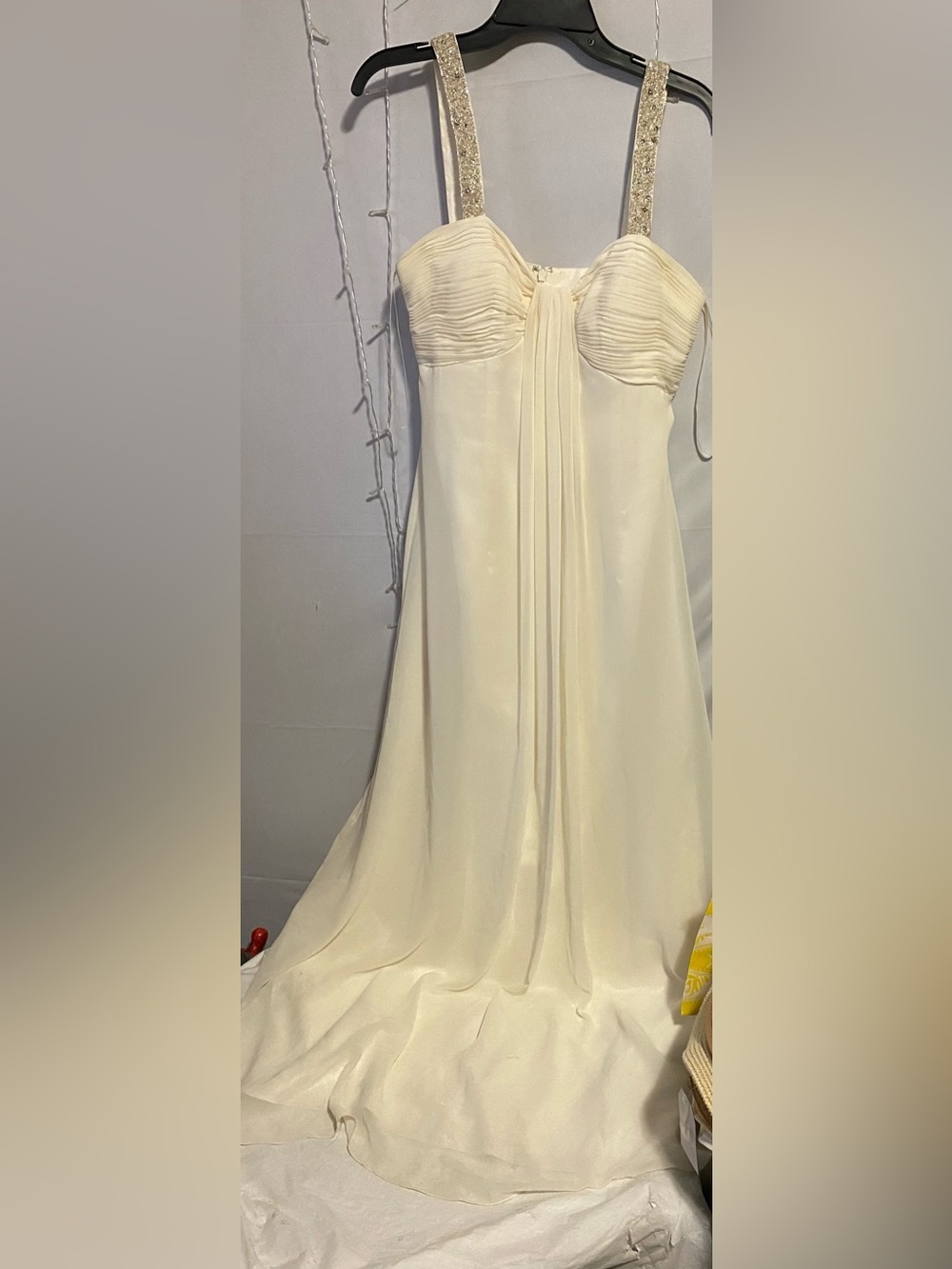 Elegant Cream Strapless evening Dress